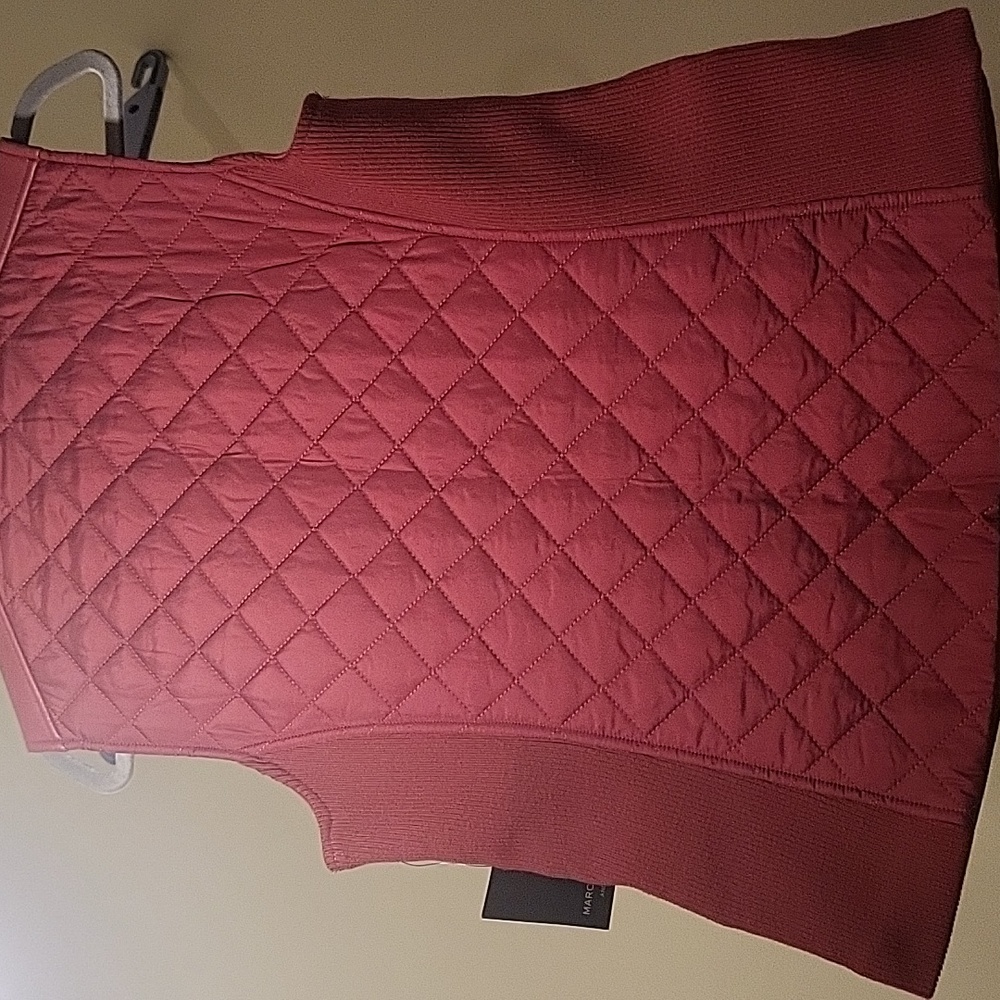 Ruby red - Picture 3 of 8